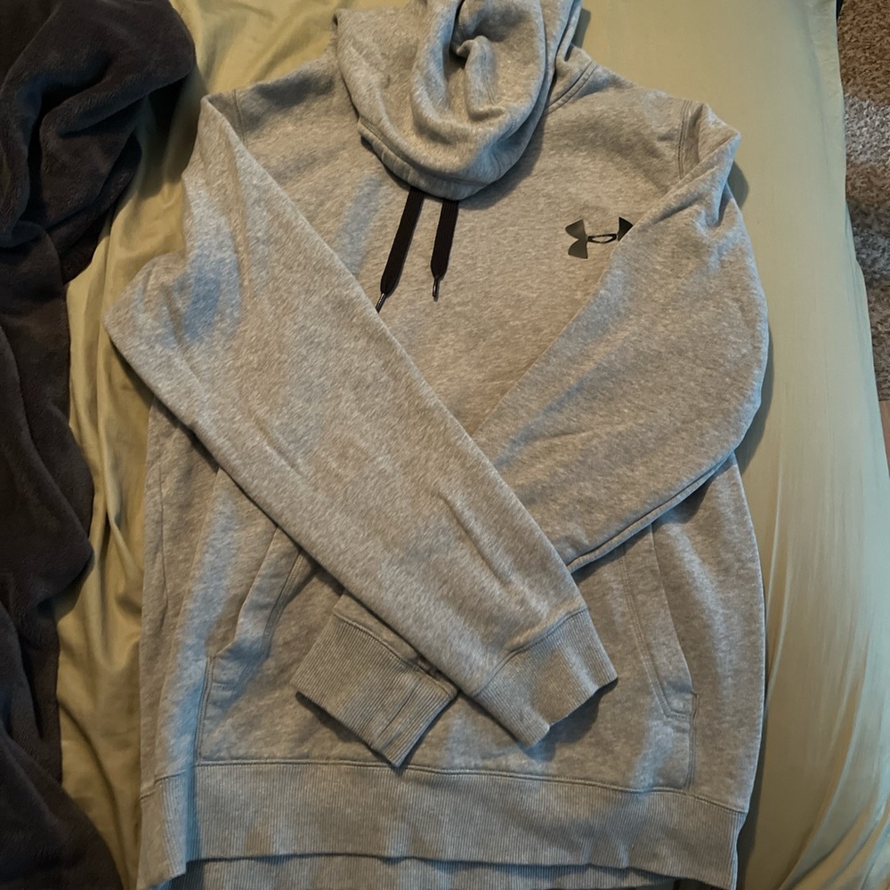 Under Armour Heather Gray Pullover